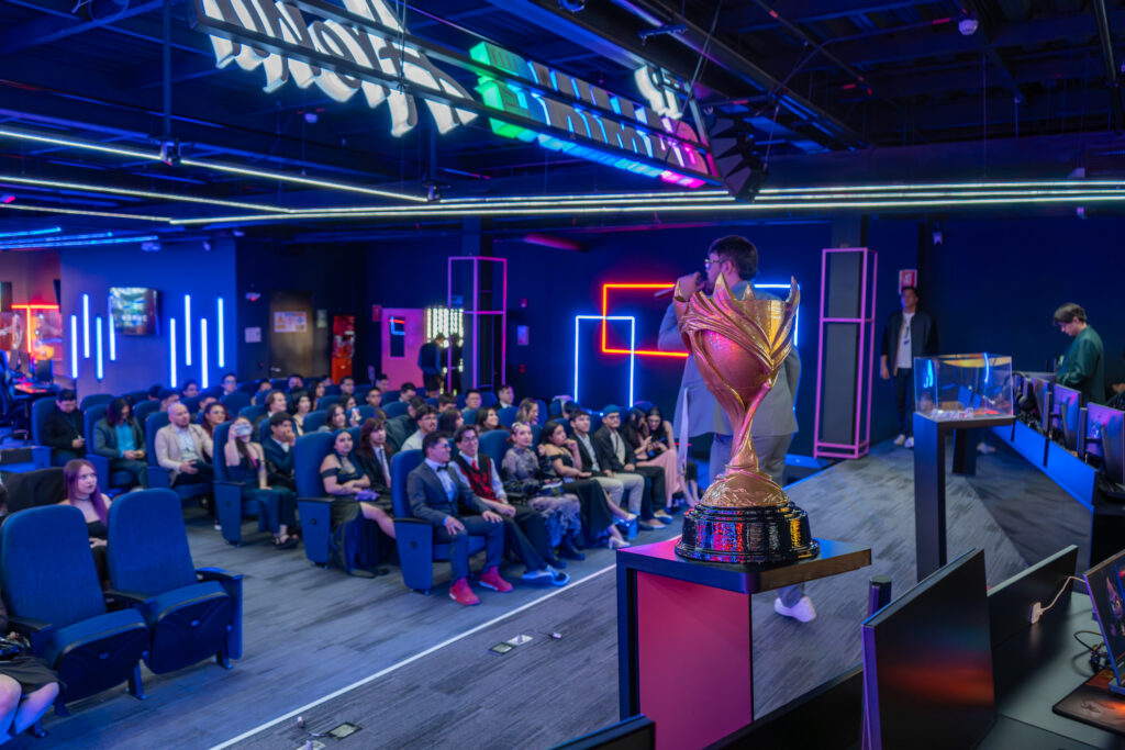Eternal League: Galería Gran Gala de sorteo
